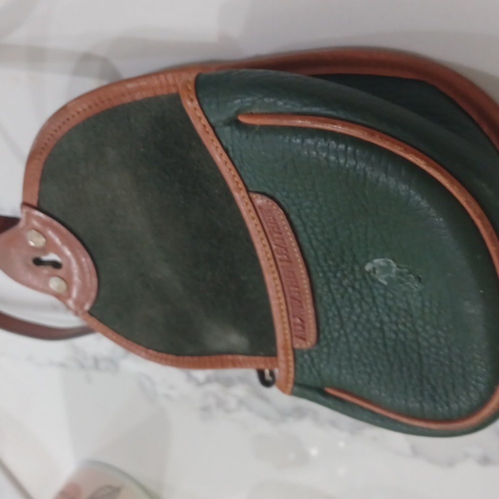 DOONEY & BOURKE SMALL BELT BAG WITH REPLACEMENT STRAP & BROKEN HARDWARE - Picture 3 of 15